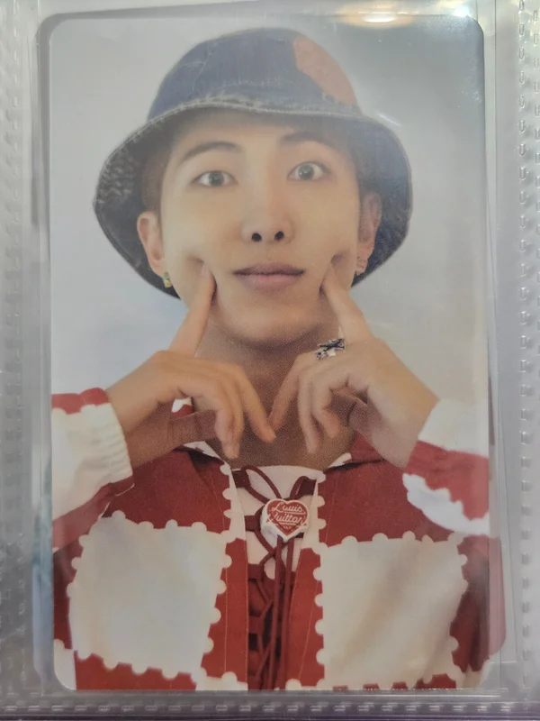 DICON PHOTOCARD 101 : CUSTOM BOOK / BEHIND BTS since 2018 (2018-2021 in USA)