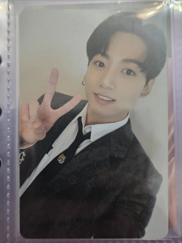 DICON PHOTOCARD 101 : CUSTOM BOOK / BEHIND BTS since 2018 (2018-2021 in USA)