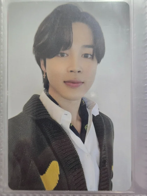 DICON PHOTOCARD 101 : CUSTOM BOOK / BEHIND BTS since 2018 (2018-2021 in USA)