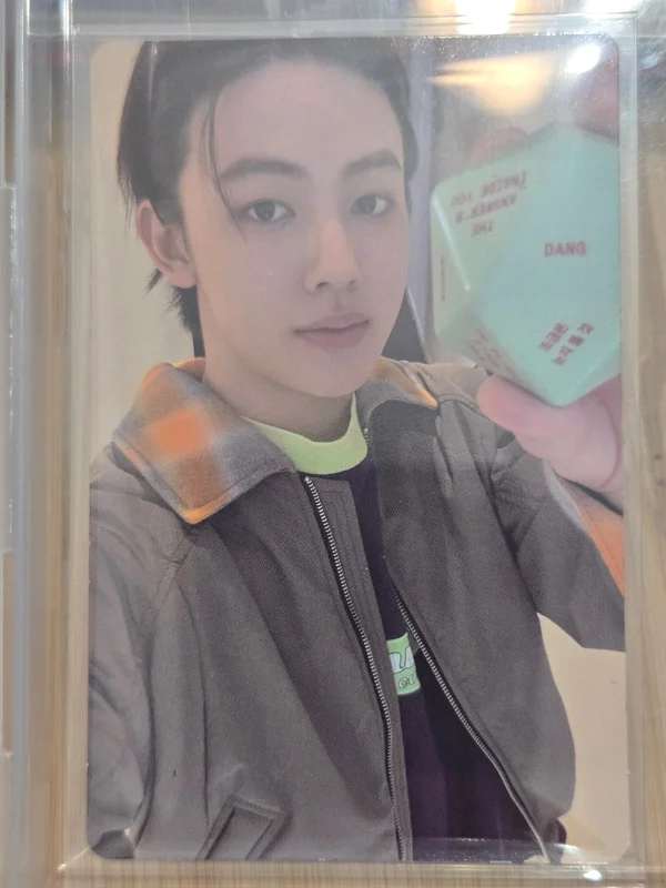 CORTIS Unit 'GREENGREEN 'Blue Lips' Lip Balm ver.' Photocard