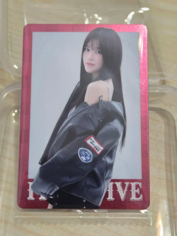 IVE FROM STARSHIP ENTERTAINMENT WITH AMUSE WAFERS 2
