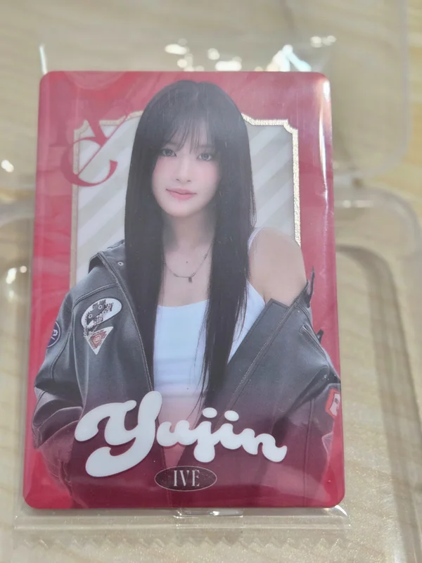 IVE FROM STARSHIP ENTERTAINMENT WITH AMUSE WAFERS 2