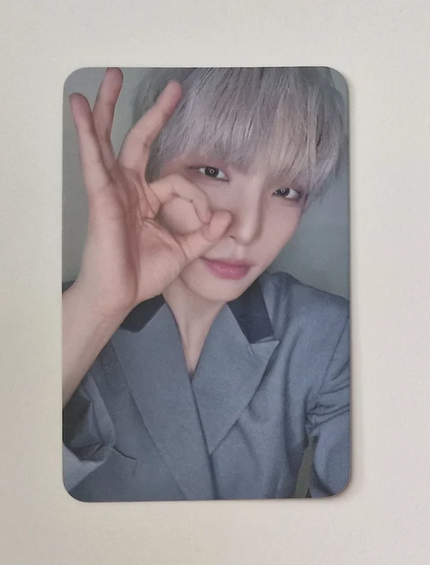 SPECIAL ALBUM [Dear.M] DEAR MY MUSE