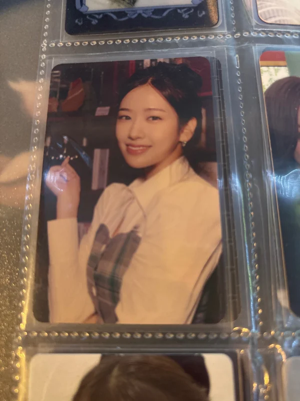 IVE THE FIRST FAN CONCERT The Prom Queens RANDOM PHOTOCARD PACK