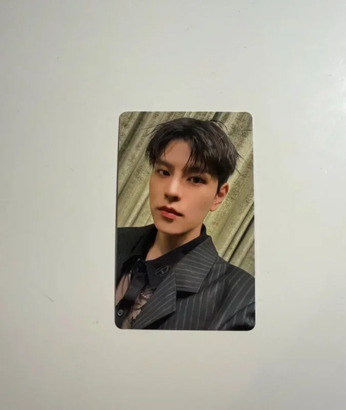 Stray Kids Seungmin Hollo HMV POB