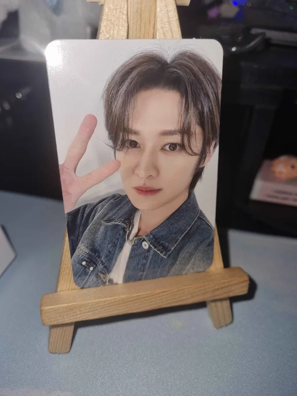 Official Stray Kids Lee Know 5STAR Soundwave Lucky Draw Round 2