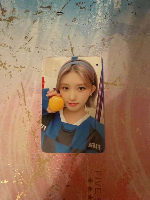 2023 SEASON'S GREETINGS : READY, GET SET, IVE!