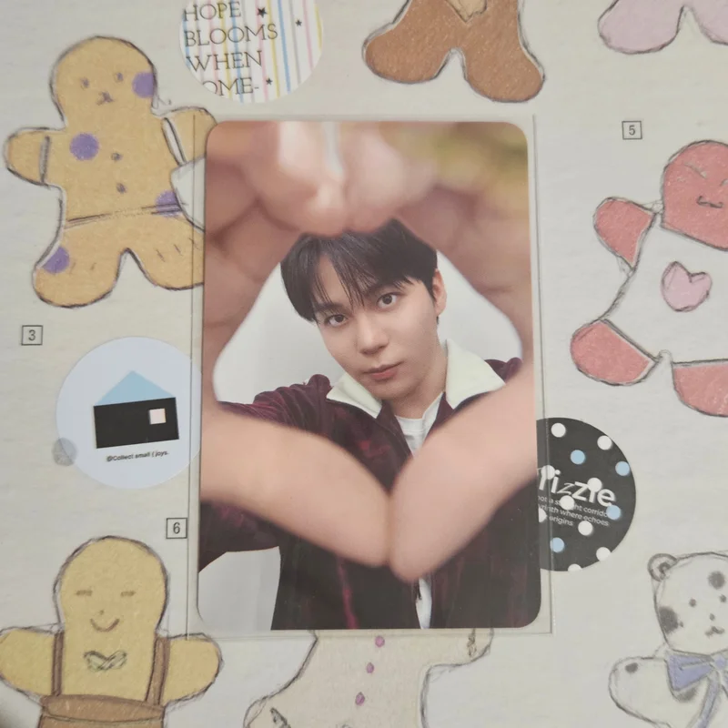 ATEEZ X ANITEEZ POP-UP STORE ANITEEZ IN COLOR RAMDOM TRADING CARD