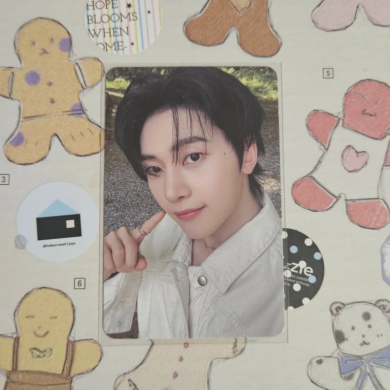 NEVER SAY NEVER PHOTOBOOK Ver. ORDINARY Ver.