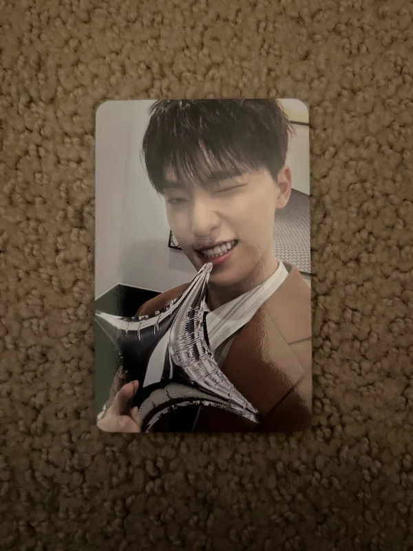 SPILL THE FEELS CARAT Ver.