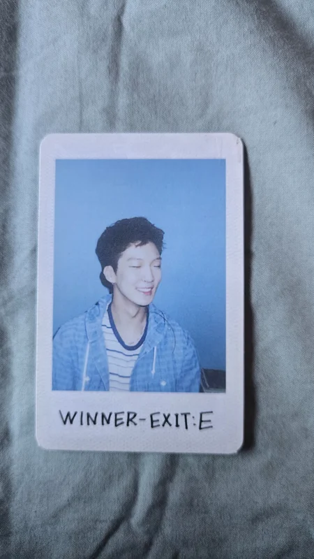 EXIT : E (A ver.)