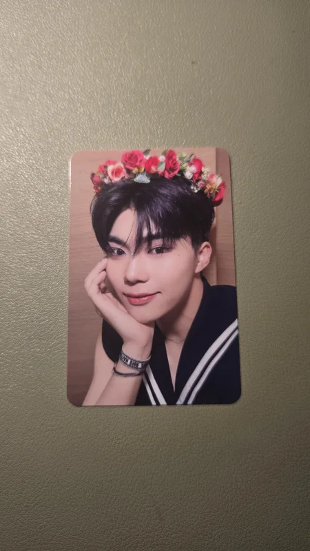 You had me at HELLO Digipack ver. MAKESTAR