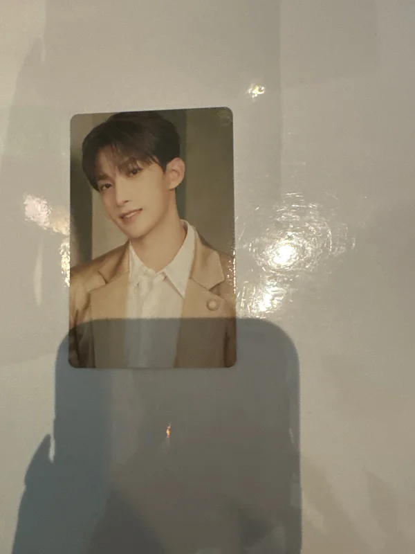 SEVENTEEN RIGHT HERE WORLD TOUR Trading Card Set