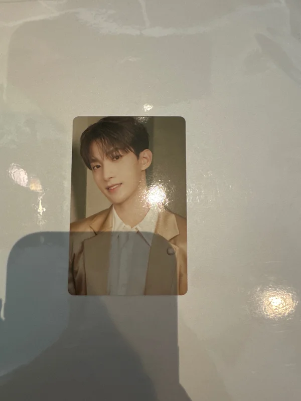 SEVENTEEN RIGHT HERE WORLD TOUR Trading Card Set
