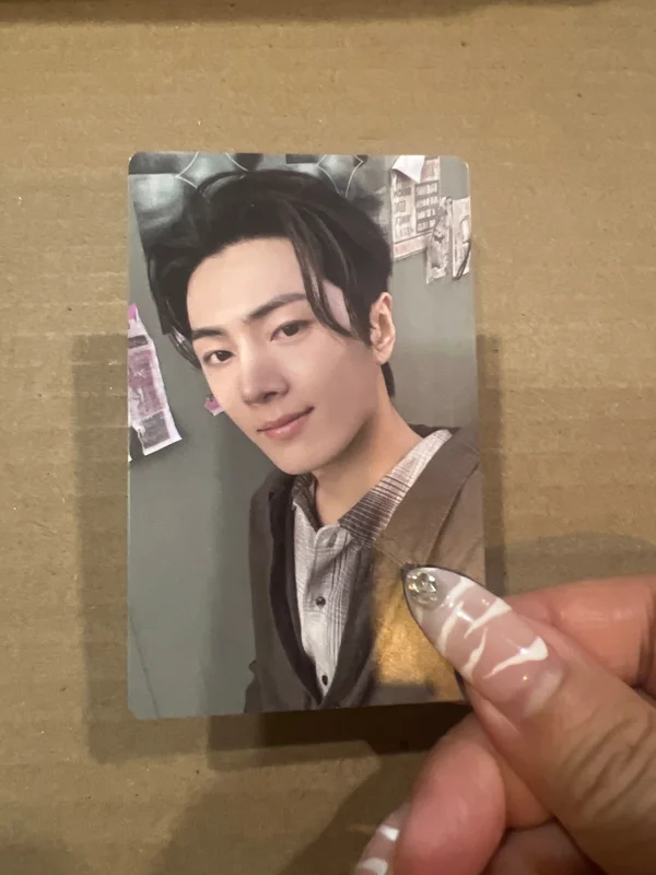 ROMANCE : UNTOLD Weverse Albums Ver.