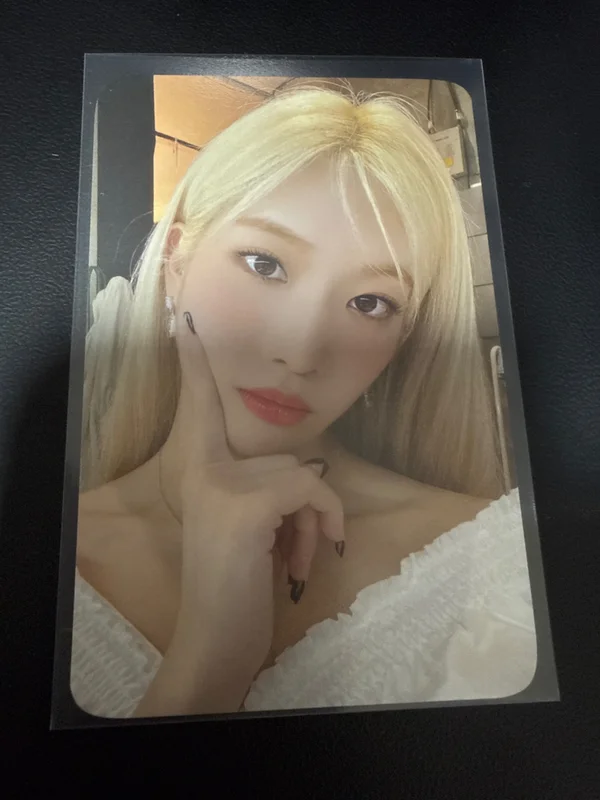 LOONA ISLAND : Summer Dreams of Girls PRE-ORDER BENEFIT
