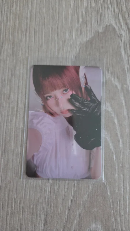 IVE SWITCH POP-UP IVE RANDOM PHOTOCARD PACK