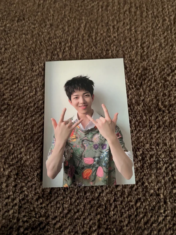 Dowoon The Book of Us: Gravity