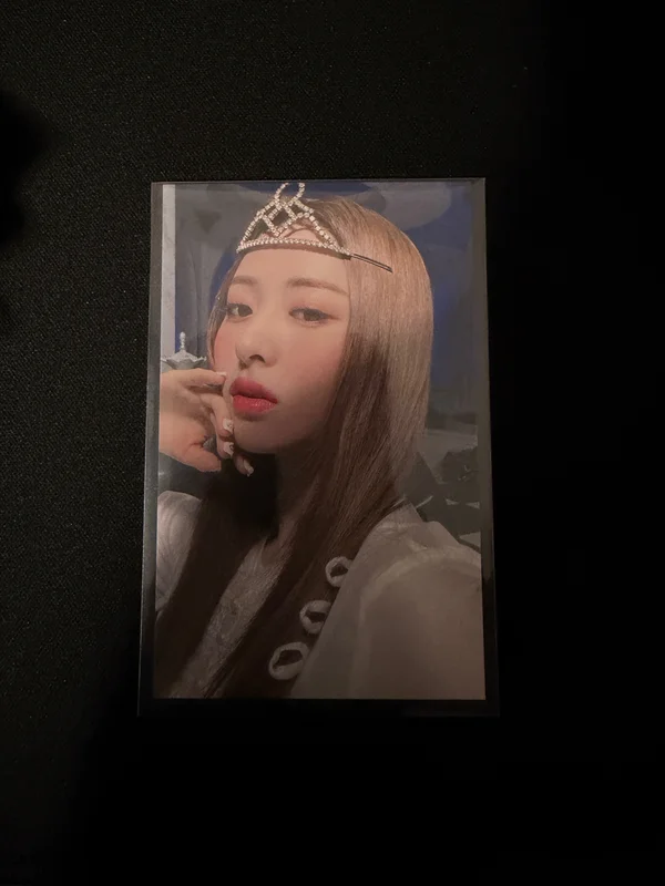FEARLESS (Japanese ver.) UNIVERSAL LUCKY DRAW