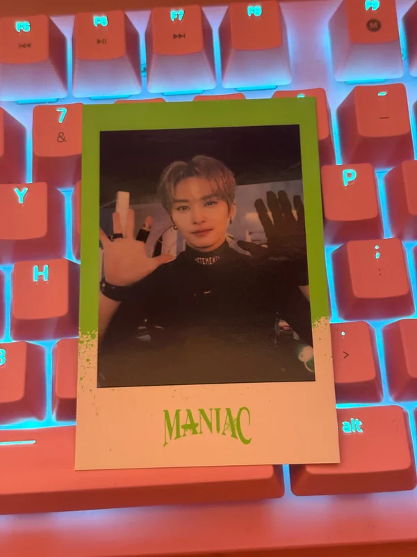 Stray Kids 2nd World Tour MANIAC in Seoul SKZOO MERCH PRE-ORDER SPECIAL GIFT