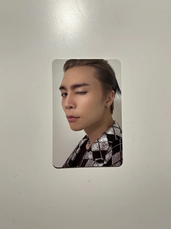 nct ジョニー kms 3.0 サイン会 fact check 4枚 中華 NCT JOHNNY 'Fact Check SMini Ver. Johnny' Photocard | Sold by