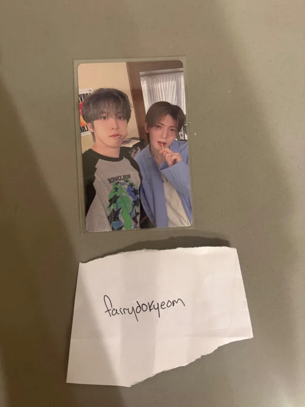 2025 SEASON'S GREETINGS ALADIN/APPLEMUSIC/KTOWN4U