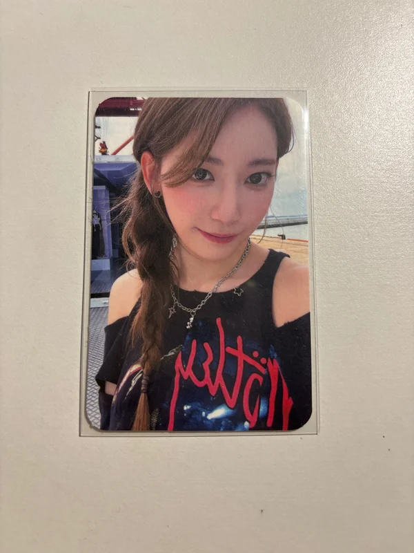 ANTIFRAGILE Weverse Albums Ver.