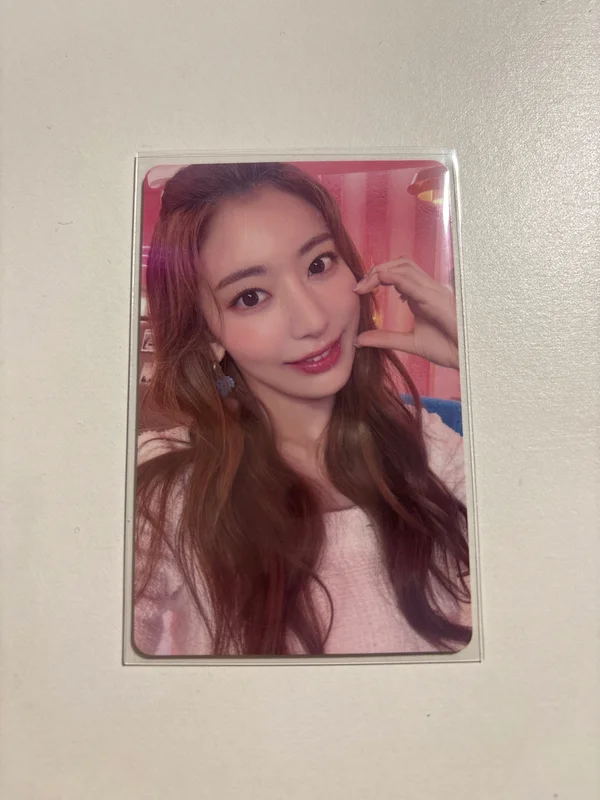 FEARLESS (Japanese ver.) PHOTO CARD