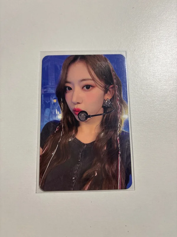 ANTIFRAGILE COMEBACK SHOW SPECIAL ALBUM PACKAGE