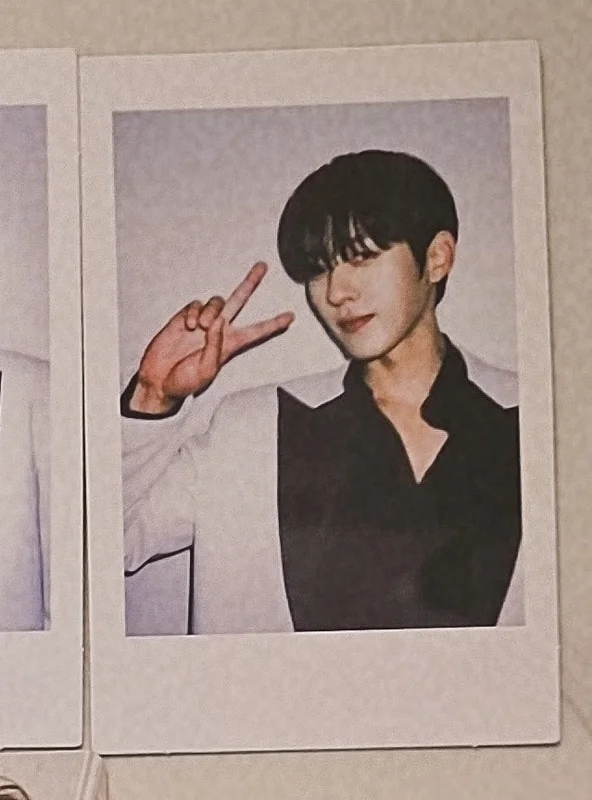 image  INFINITE 15TH ANNIVERSARY CONCERT : LIMITED EDITION POLAROID SET