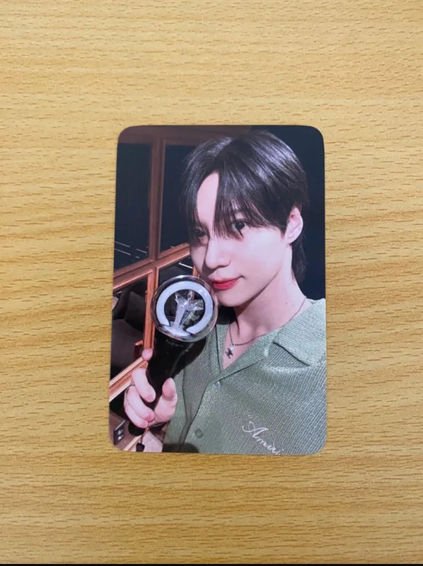 TAEMIN OFFICIAL LIGHT STICK