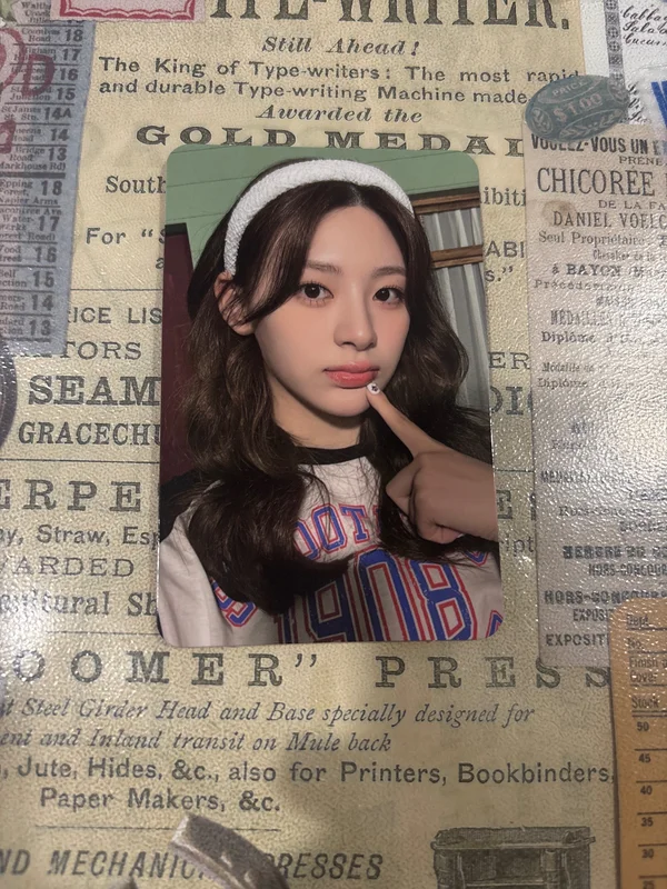 TEENFRESH hello82 Exclusive