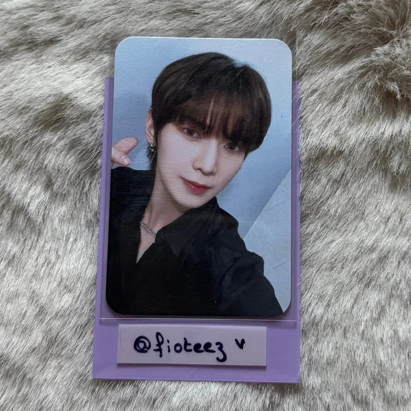 ATEEZ WORLD TOUR [TOWARDS THE LIGHT : WILL TO POWER] IN EUROPE ATINY ZONE