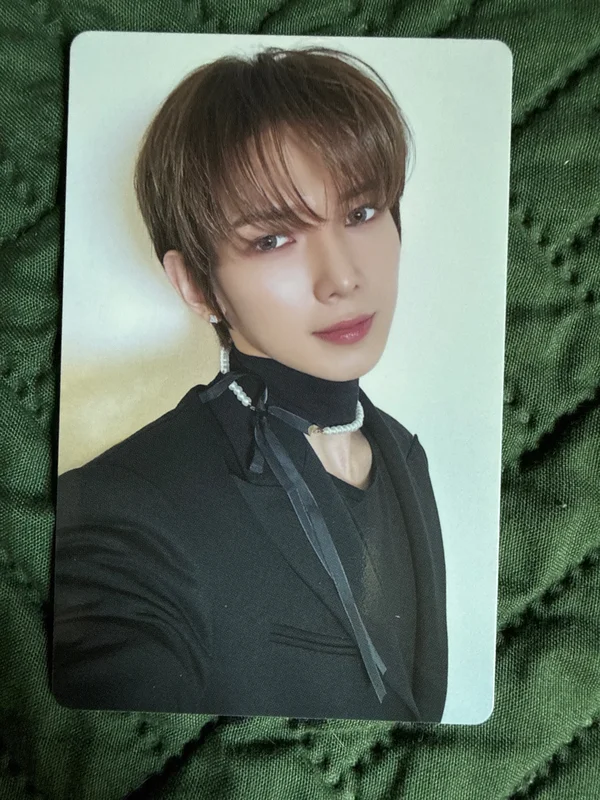 GOLDEN HOUR : Part.2 US Exclusive