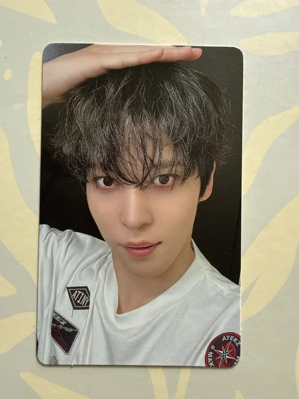 ATEEZ 7TH ANNIVERSARY OFFICIAL POP-UP '8ROOM' RANDOM PHOTOCARD PACK ver.A