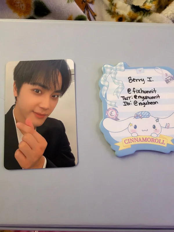 2022 Seasons Greetings Athlete Club EVERLINE