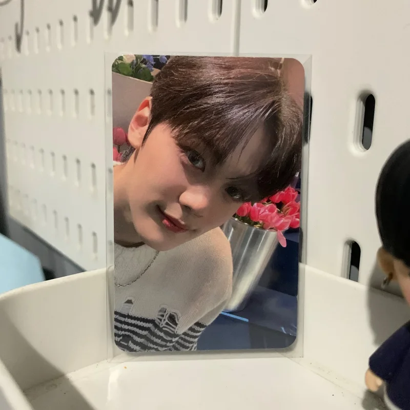 YOUTH IN THE SHADE DIGIPACK Ver. OLIVE YOUNG