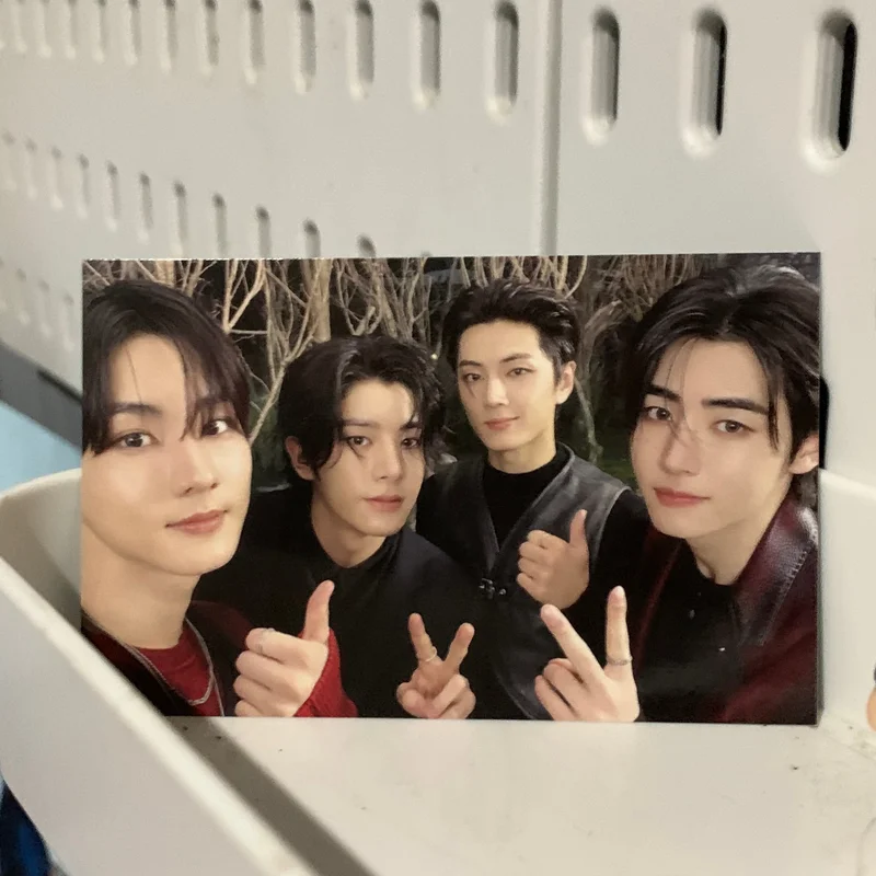 ENHYPEN WORLD TOUR WALK THE LINE Oversized S/S T-shirt