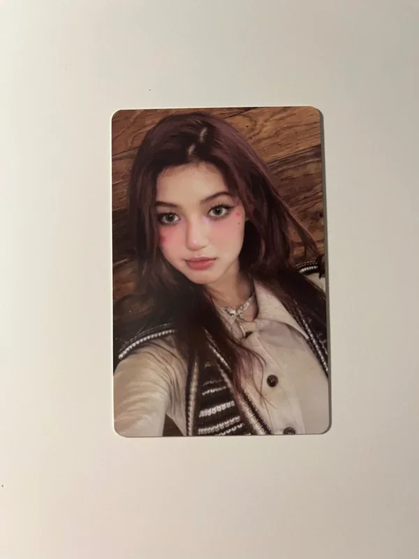 OMG - message card ver. (New Jeans ver.)