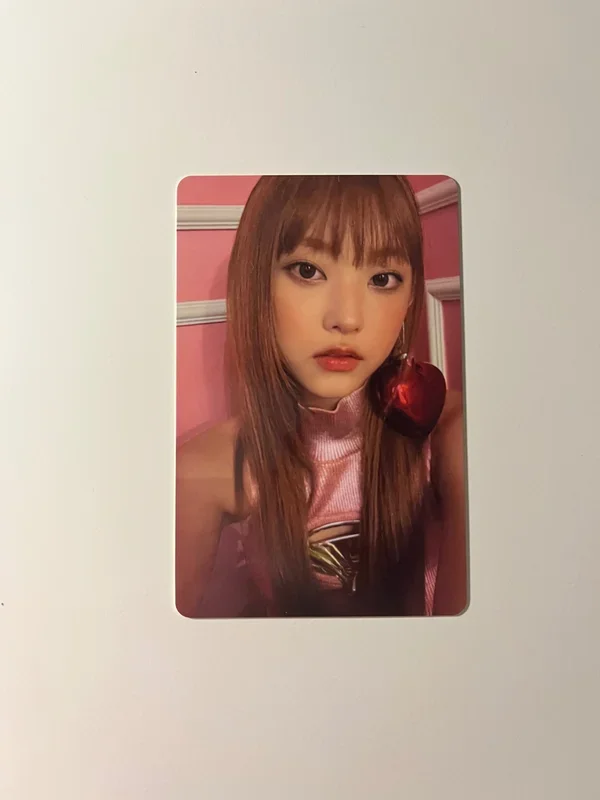 OMG - message card ver. (New Jeans ver.)