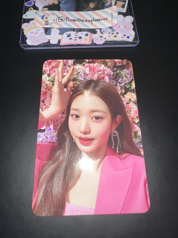 IVE THE FIRST FAN CONCERT The Prom Queens PHOTOCARD DECO SET