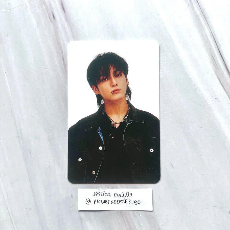 CAPSULE ALBUM MERCH: Capsule Merch Full Package WEVERSE