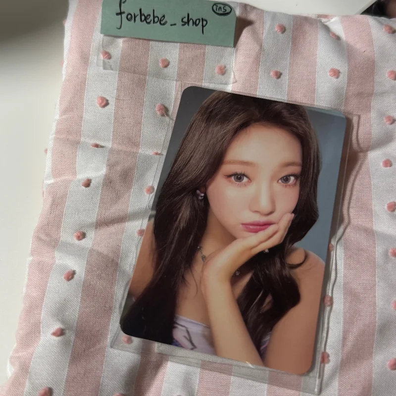 MY WORLD TRADING CARD SET A