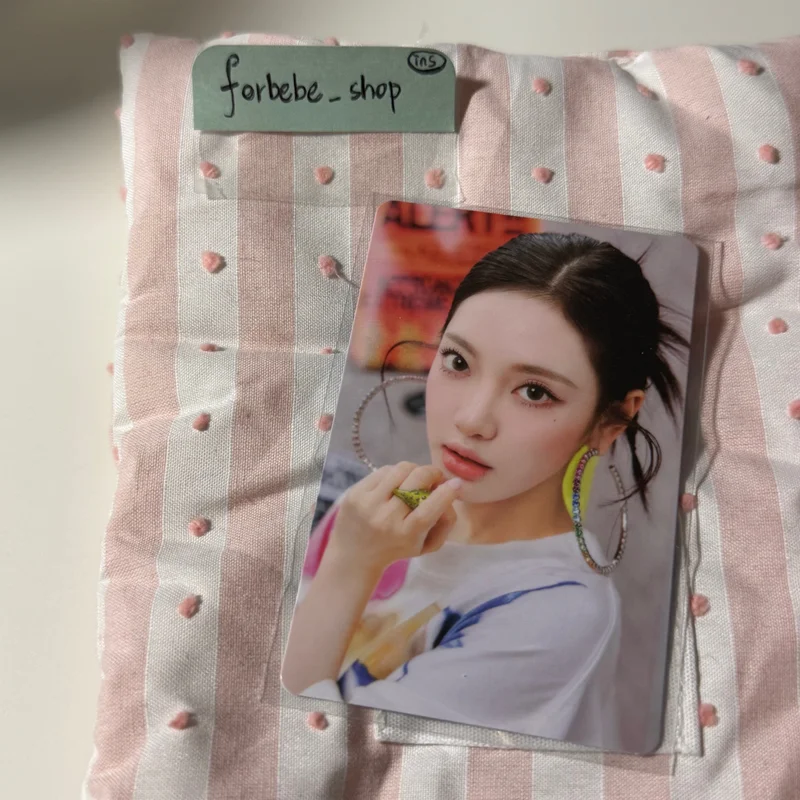 2025 SEASON'S GREETINGS APPLEMUSIC
