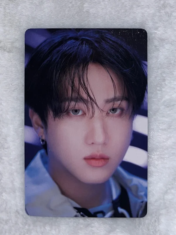 Stray Kids World Tour dominATE JAPAN POPUP STORE RANDOM TRADING CARD