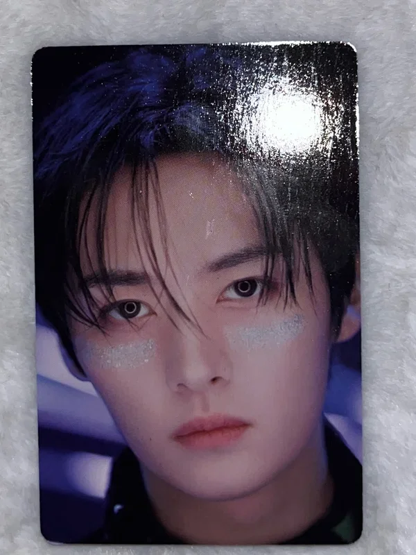 Stray Kids World Tour dominATE JAPAN POPUP STORE RANDOM TRADING CARD