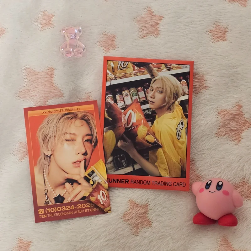 STUNNER RANDOM TRADING CARD