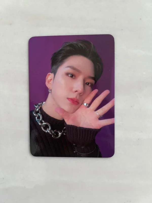 REASON EXHIBITION & POP-UP STORE LIGHT STICK HOOD