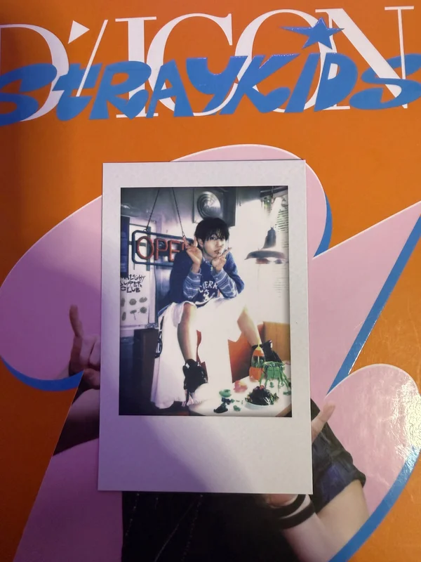 2026 SEASON'S GREETINGS [STRAIGHT SUPPER CLUB]