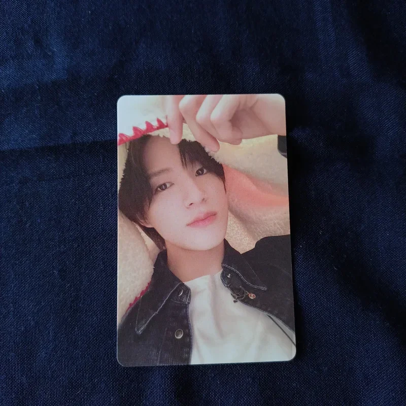 2024 PINK CHRISTMAS PHOTO CARD RANDOM PACK